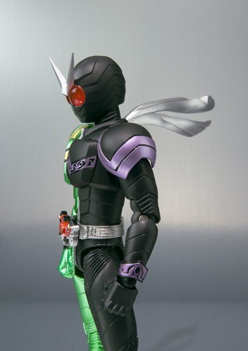 Kamen Rider W - Kamen Rider Double Cyclone Joker - S.H.Figuarts - Cyclone Joker (Bandai) photo 6