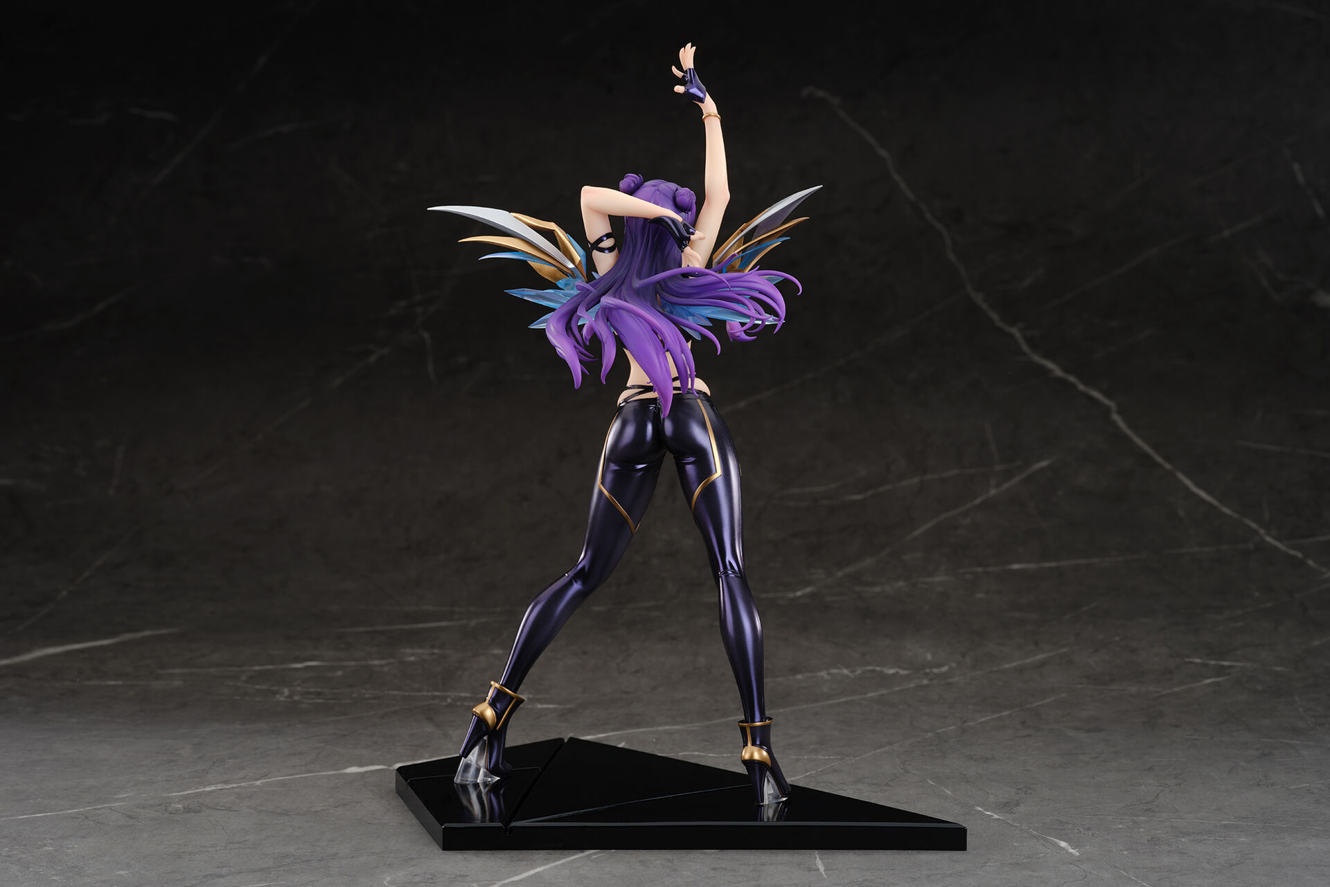 League of Legends - Kai'Sa - 1/7 - K/DA (Apex Innovation) photo 6
