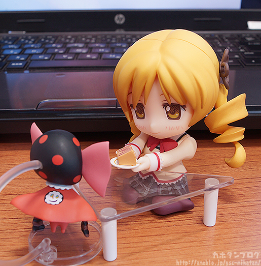 Gekijouban Mahou Shoujo Madoka★Magica: Hangyaku no Monogatari - Charlotte - Tomoe Mami - Nendoroid (#379) - School Uniform ver (Good Smile Company) photo 9