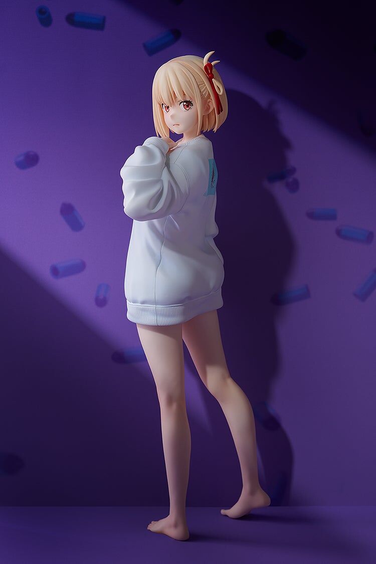 Lycoris Recoil - Nishikigi Chisato - 1/7 - Oversized Sweatshirt Ver. (Phat Company) photo 2