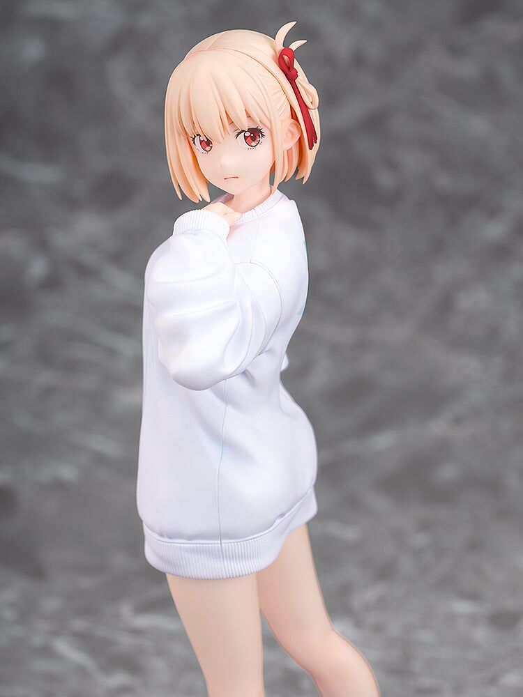 Lycoris Recoil - Nishikigi Chisato - 1/7 - Oversized Sweatshirt Ver. (Phat Company) photo 8