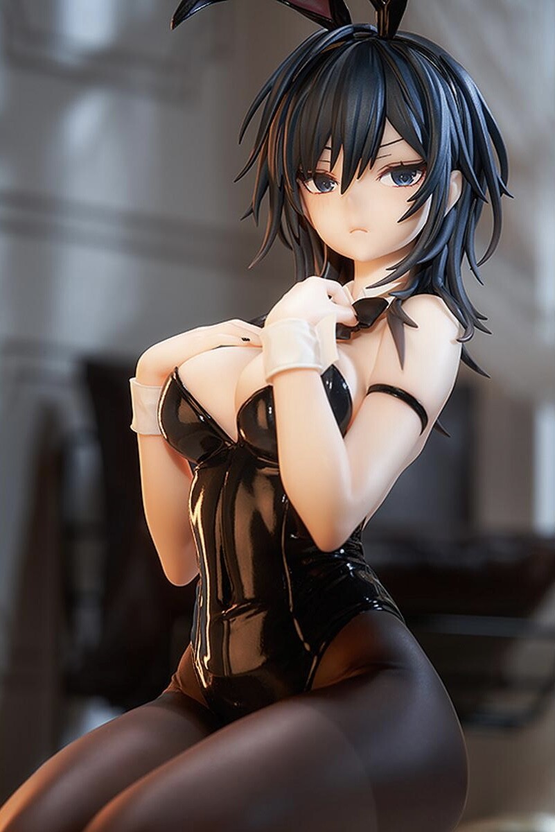 Original - Yokoyama Ishimi - 1/7 - Black Bunny Ver. (Luminous Box) photo 4