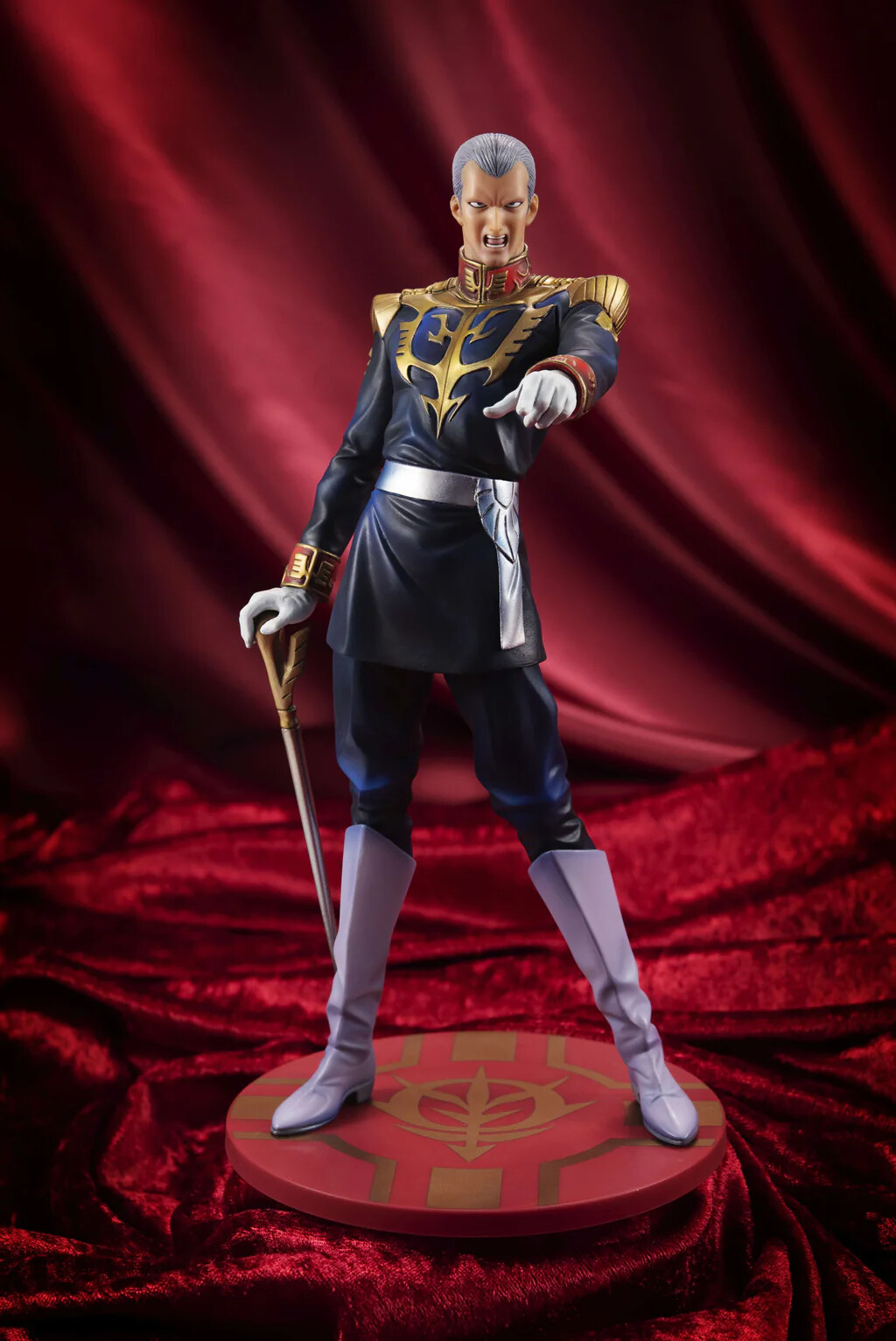 Kidou Senshi Gundam - Gihren Zabi - Gundam Guys Generation - 1/8 - Art Graphics (MegaHouse) photo 3