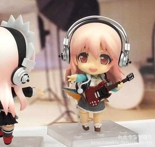 SoniAni: Super Sonico The Animation - Sonico - Nendoroid (#436) - Working Set (Good Smile Company) photo 7
