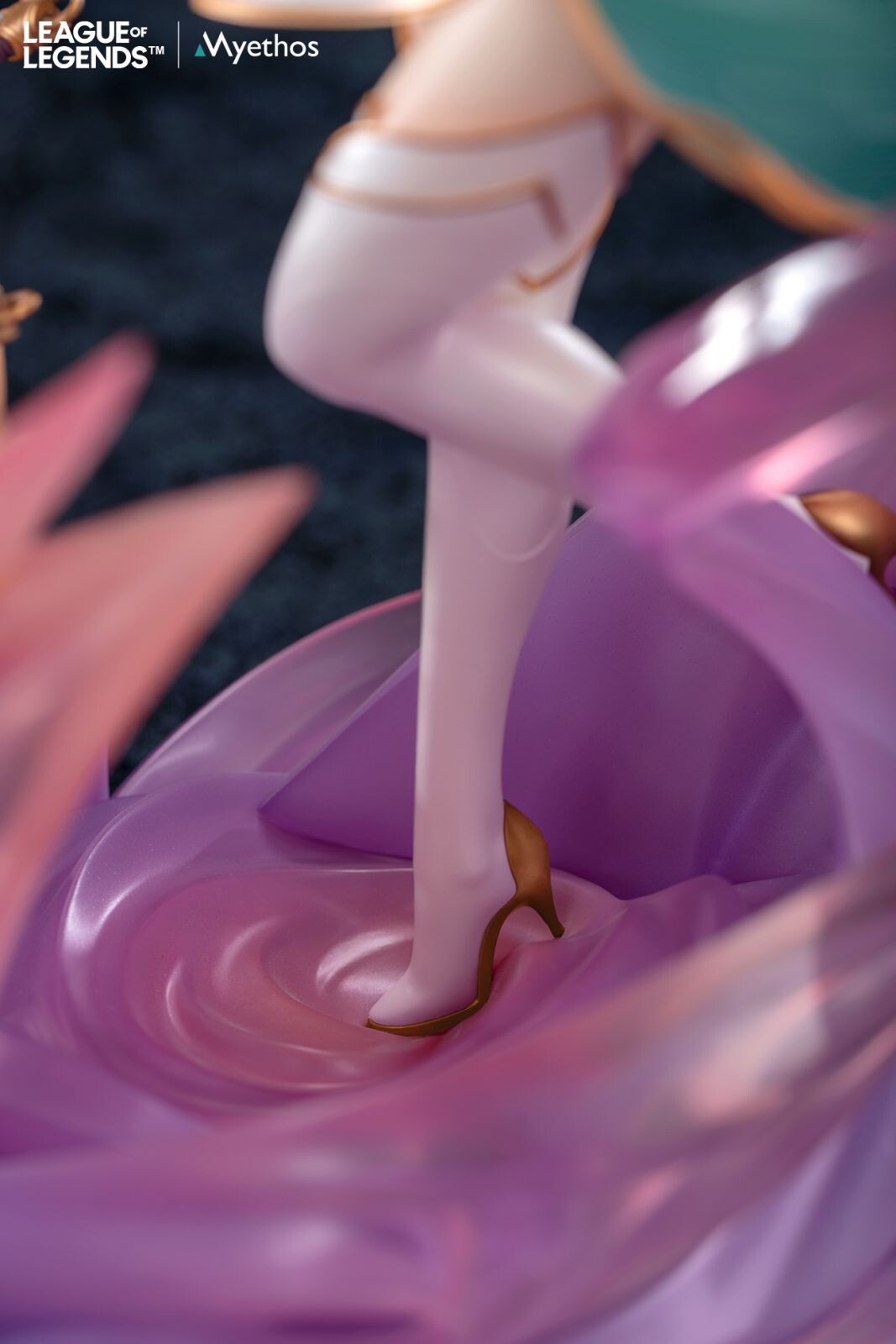 League of Legends - Irelia - 1/7 - Divine Sword (Myethos) photo 12