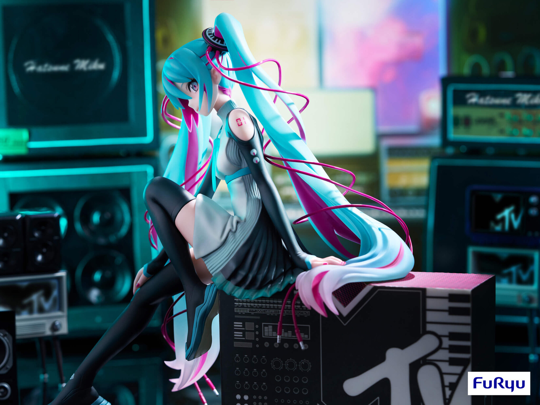 Vocaloid - Hatsune Miku - F:Nex - MTV x Hatsune Miku - 1/7 (FuRyu) photo 3