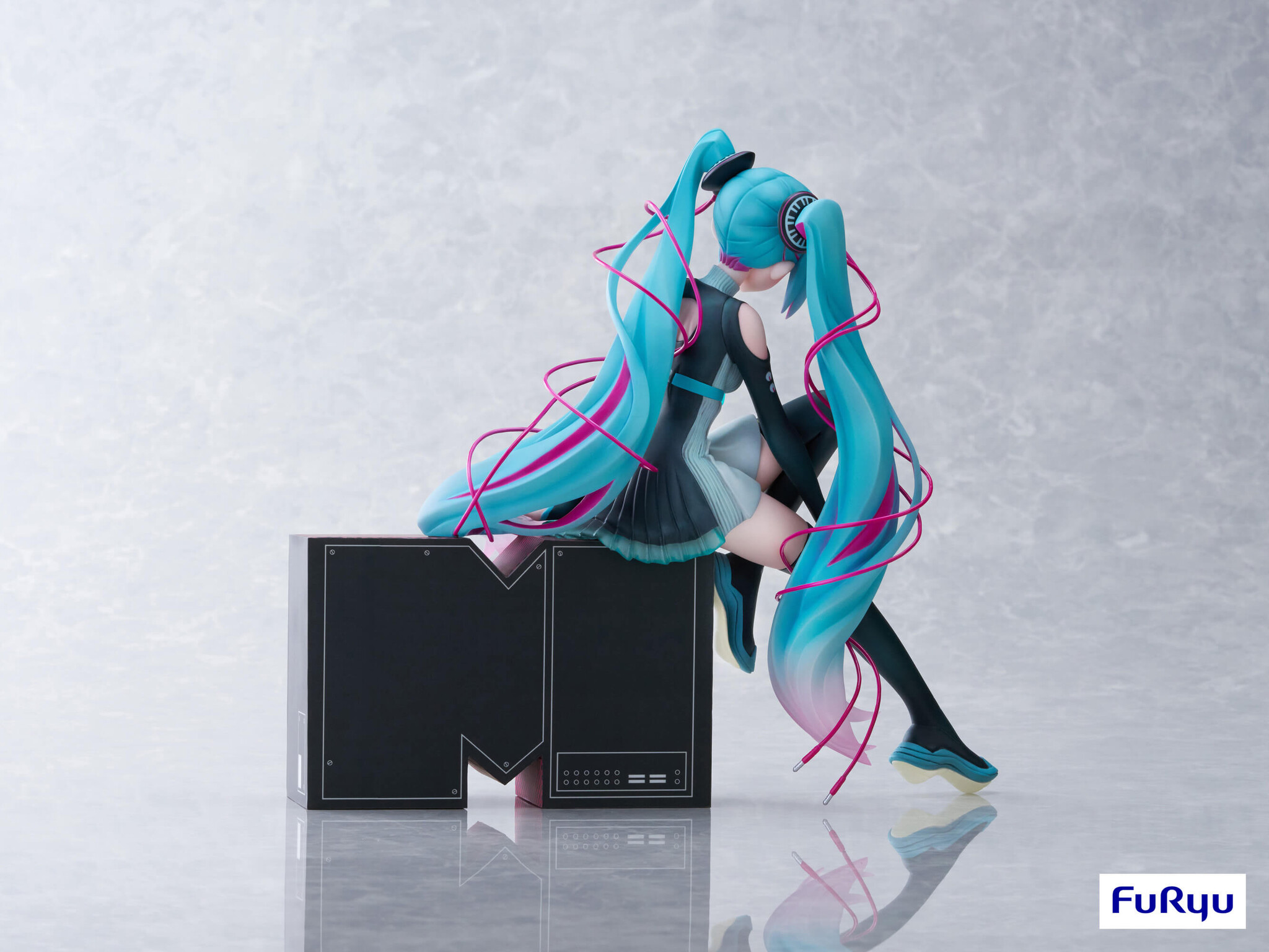 Vocaloid - Hatsune Miku - F:Nex - MTV x Hatsune Miku - 1/7 (FuRyu) photo 4
