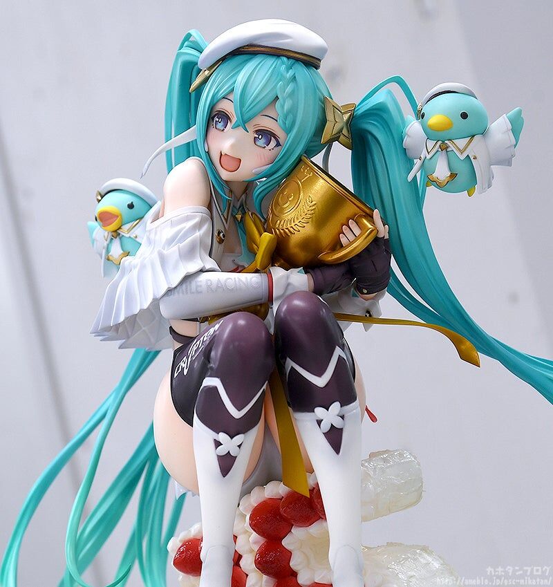Good Smile Racing - Hatsune Miku - 1/6 - 2023 15th Anniversary Ver. (GOOD SMILE Racing) photo 15