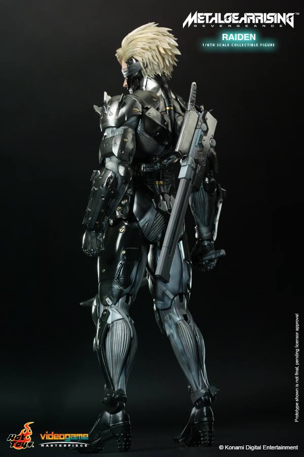 Metal Gear Rising: Revengeance - Raiden - VideoGame Masterpiece (VGM17) - 1/6 (Hot Toys)
