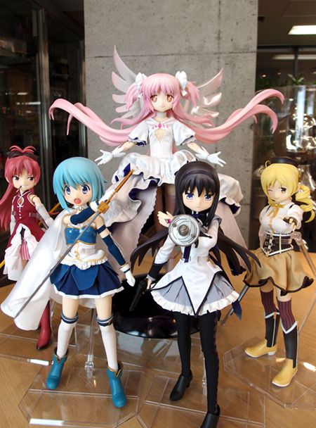Gekijouban Mahou Shoujo Madoka★Magica: Hangyaku no Monogatari - Ultimate Madoka - Real Action Heroes (#673) - Real Action Heroes MGM - 1/6 (Good Smile Company, Max Factory, Medicom Toy)