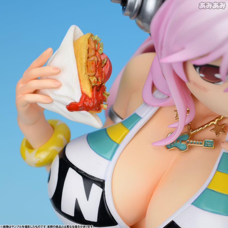 SoniComi (Super Sonico) - Sonico - Gigantic Series - Swimsuit ver. (X-Plus) photo 18