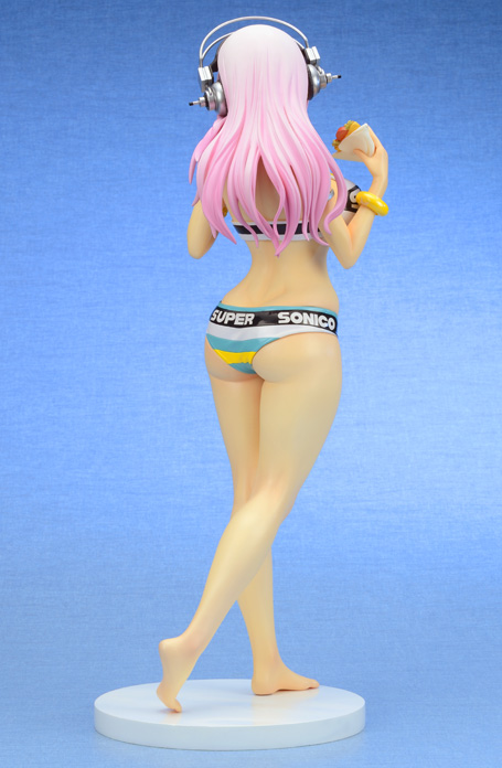 SoniComi (Super Sonico) - Sonico - Gigantic Series - Swimsuit ver. (X-Plus) photo 26