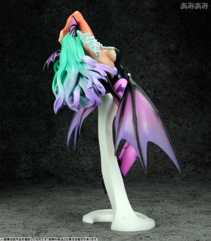 Vampire: The Night Warriors - Morrigan Aensland - Capcom Figure Builder Creator's Model (Capcom) photo 22