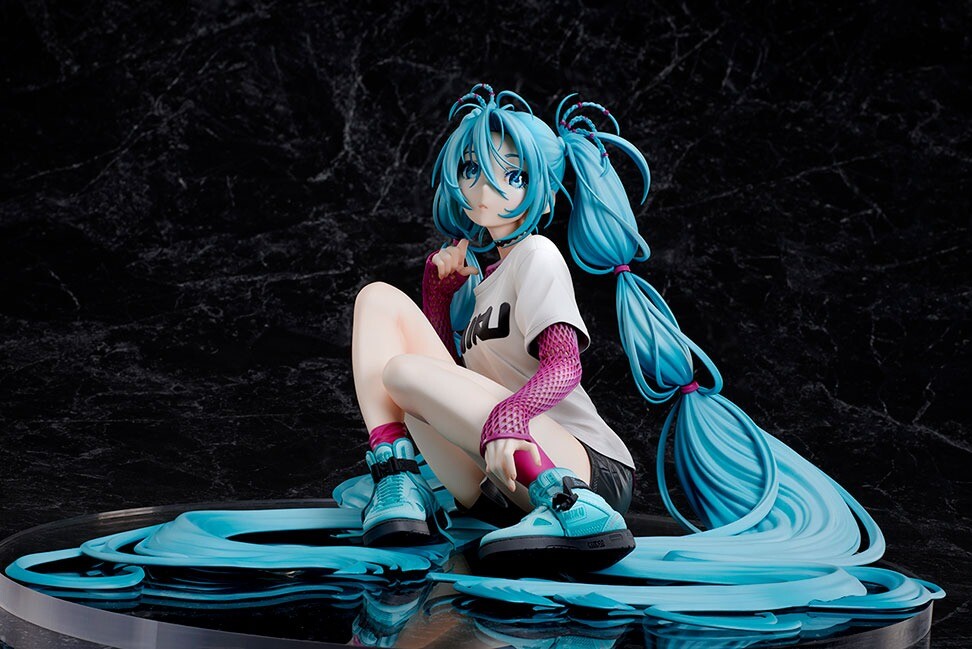 Vocaloid - Hatsune Miku - 1/4 - The Latest Street Style "Cute", Tokyo Figure Limited Edition (Stronger, Tokyo Figure) photo 2