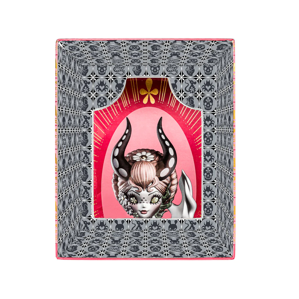 Original - Witch Queen - Blood Red (Kidrobot) photo 18