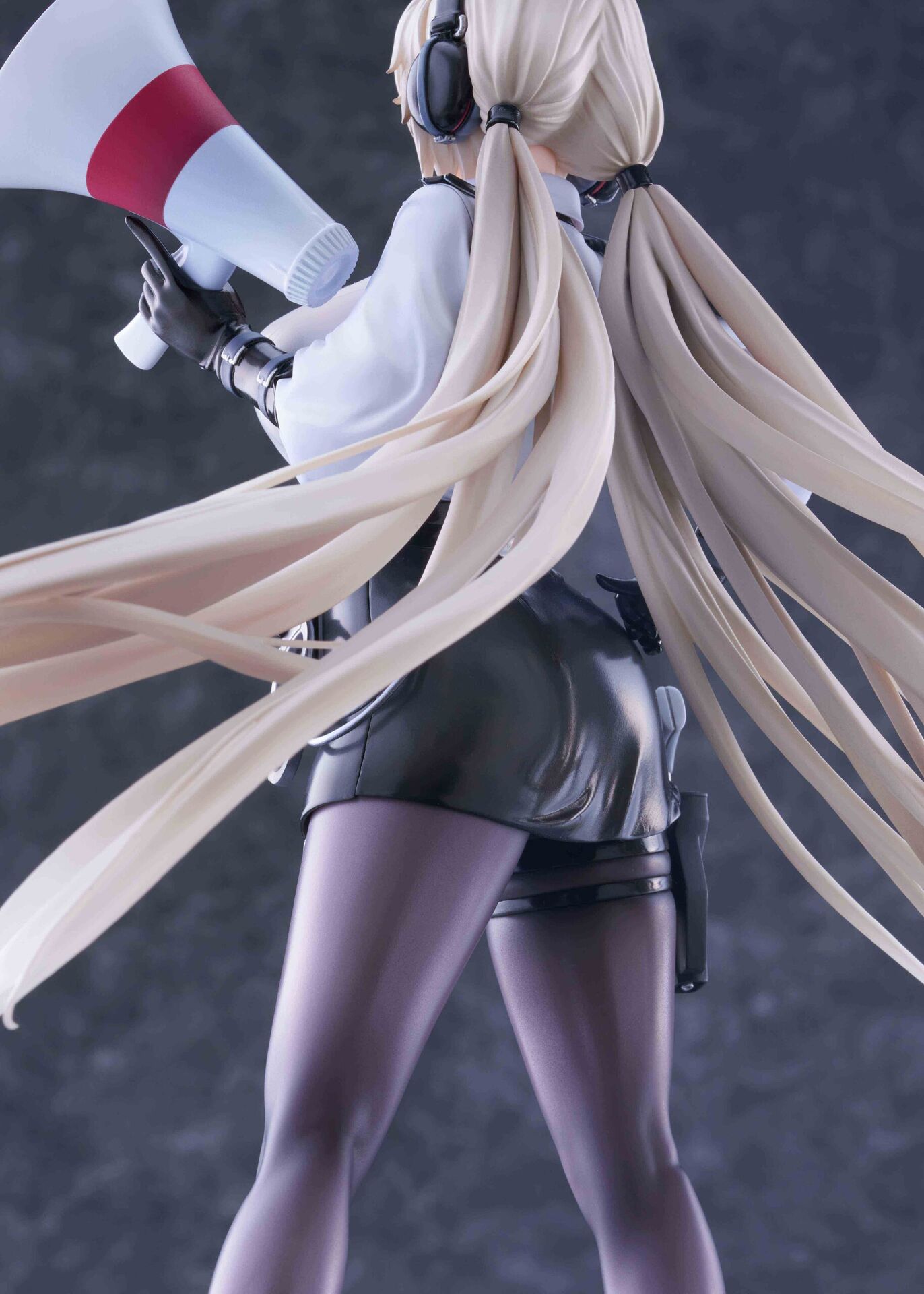 Azur Lane - Kronshtadt - Golden Head - 1/6 - Begin the Rush! (Alice Glint, Thousand) photo 11