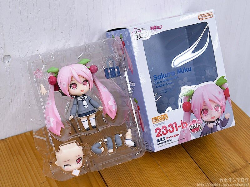 Vocaloid - Hatsune Miku - Good Smile Kuji - Good Smile Kuji Sakura Miku "2024" (Last Prize) - Nendoroid (#2331b) - Sakura, Sailor Uniform Ver., Another Color (7-Eleven, Good Smile Company, Ito-Yokado) photo 8