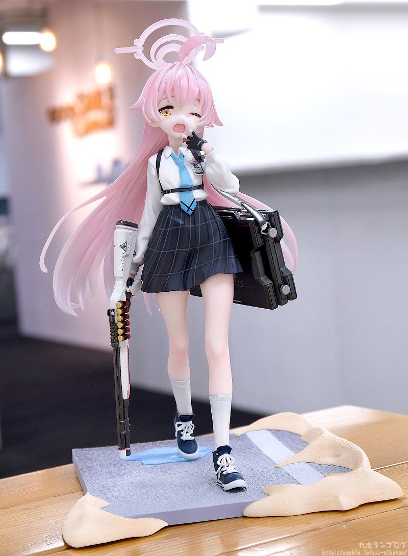Blue Archive - Takanashi Hoshino - 1/7 (Wing) photo 12