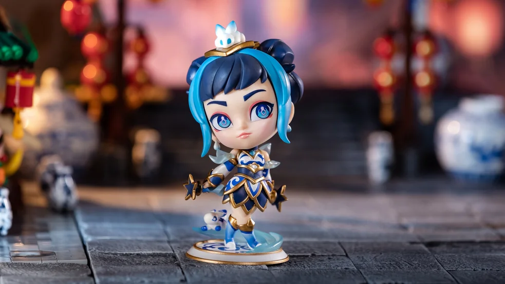 League of Legends - Lux - League of Legends Series 4  (#24) - Porcelain (Pure Arts, Riot Games) photo 3