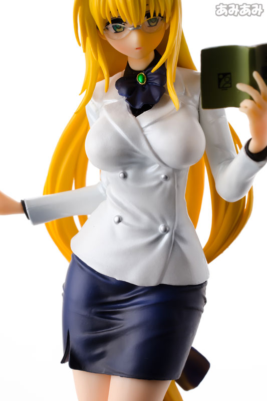 To LOVEru Darkness - Tearju Lunatique - Furyu Kuji - Minna no Kuji To LOVEru Darkness Continue (Double Get) (FuRyu) photo 5