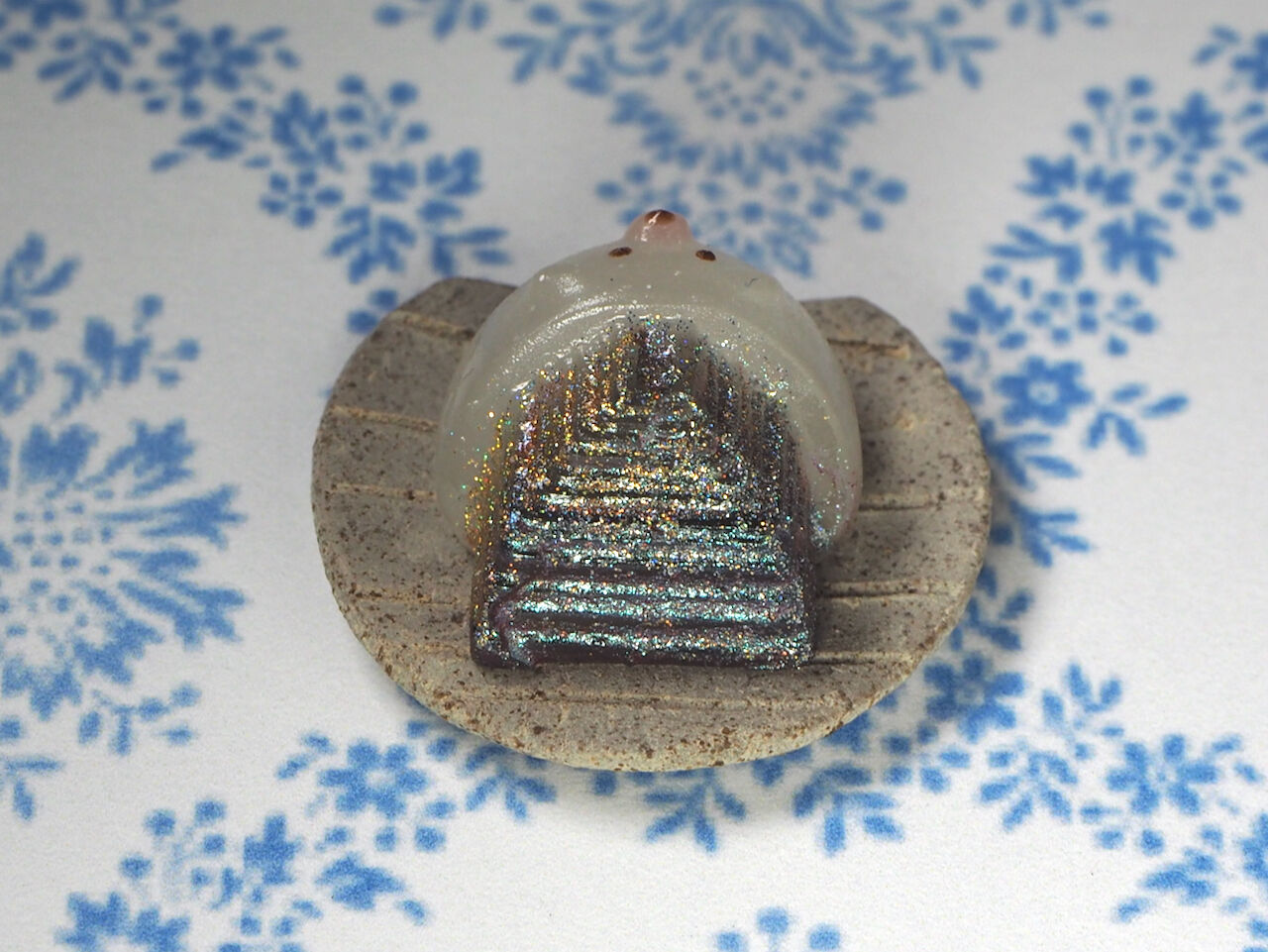 Bismuth Crystal Inufuku (Honda Koji Shokai) photo 6