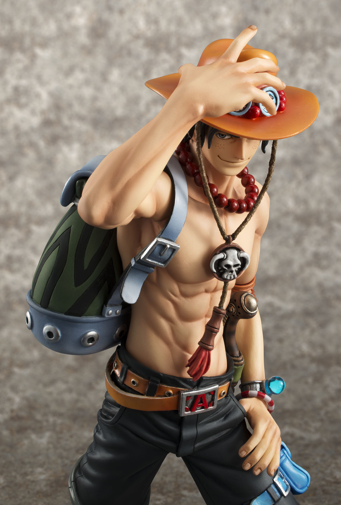 One Piece - Portgas D. Ace - Excellent Model - Portrait Of Pirates DX - 1/8 - 10th Limited Ver. (MegaHouse) photo 4