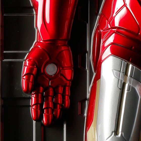 The Avengers - Iron Man Mark VII - 3D Wall Figure - 1/1 (Bandai) photo 9