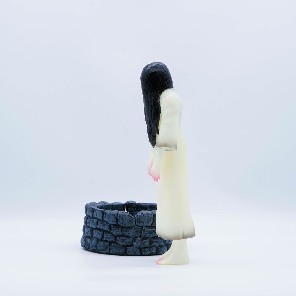 Ring - Yamamura Sadako - Monster Heaven EX Sadako Glow in the Dark ver (Marmit) photo 7