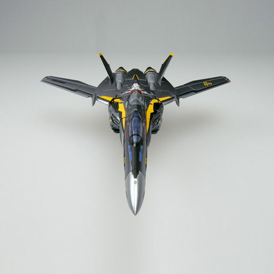 Macross Frontier - Ozma Lee's VF-25S Messiah Valkyrie - VF100's - VF100's FighterSpecial - 1/144 (Bandai) photo 3