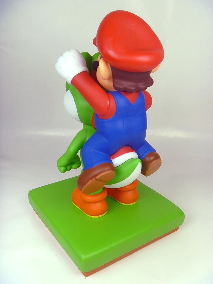 New Super Mario Bros. Wii - Mario - Yoshi - Max Figure (Banpresto) photo 2