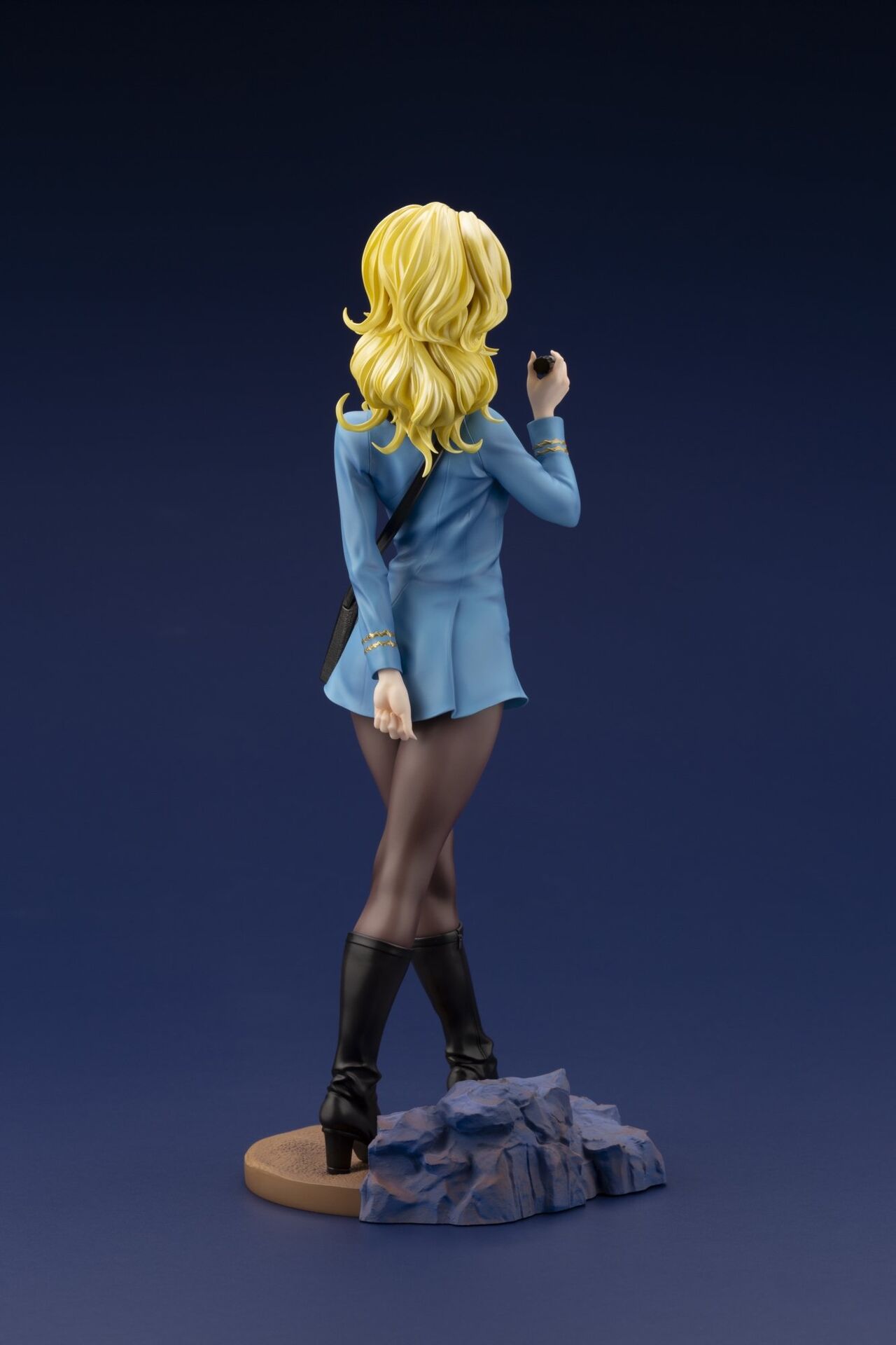 Star Trek - Star Trek: The Original Series - Bishoujo Statue - Medical Officer - 1/7 - Limited Edition (Kotobukiya) photo 8