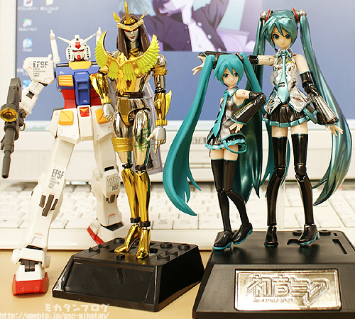 Vocaloid - Hatsune Miku - Chogokin (Bandai, Max Factory) photo 4