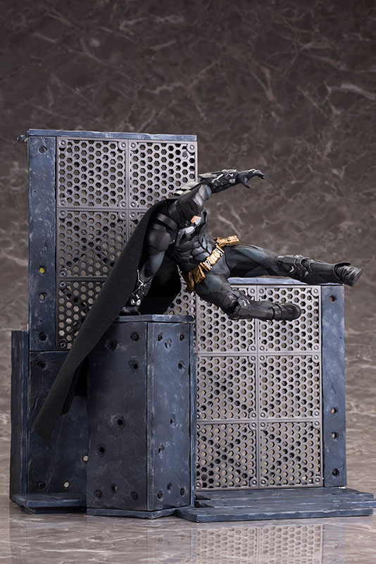 Batman: Arkham Knight - Batman - ARTFX+ - 1/10 (Kotobukiya) photo 14