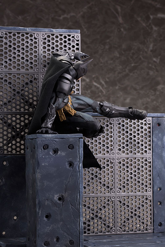 Batman: Arkham Knight - Batman - ARTFX+ - 1/10 (Kotobukiya) photo 15