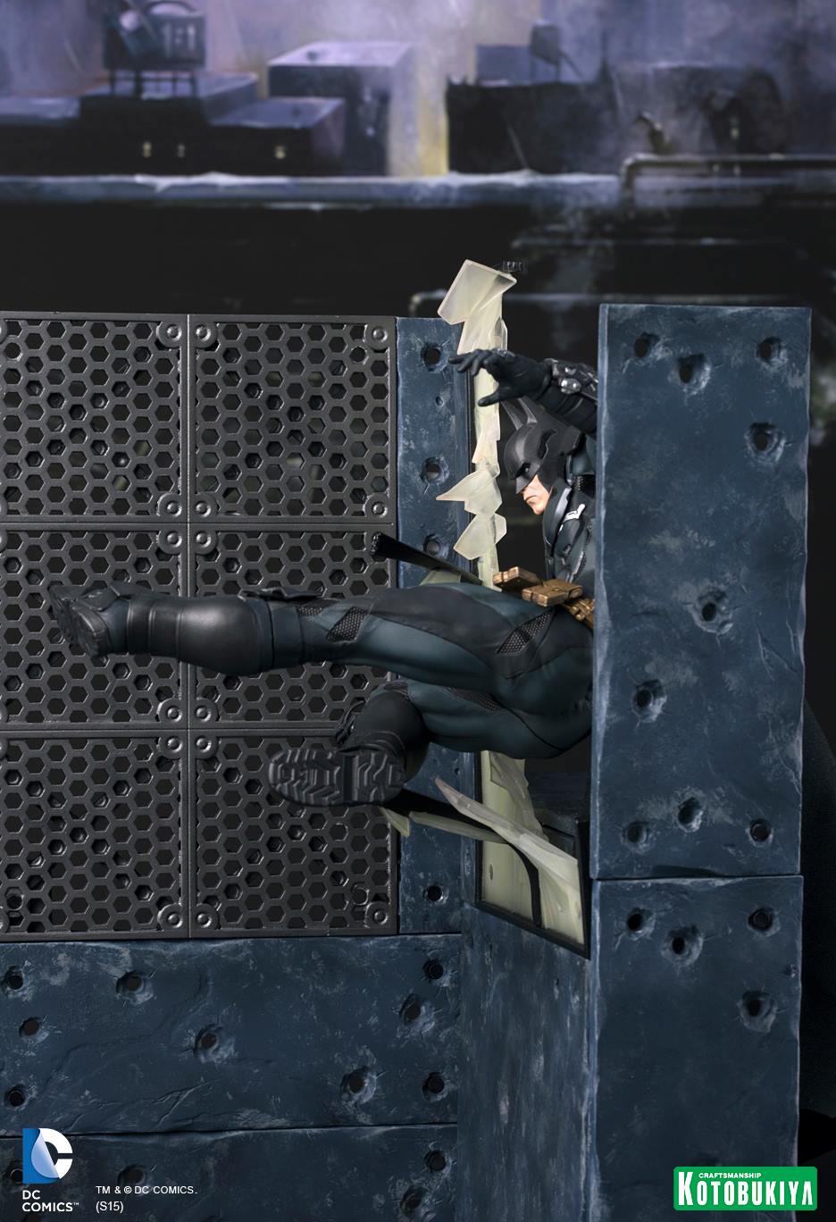 Batman: Arkham Knight - Batman - ARTFX+ - 1/10 (Kotobukiya) photo 21