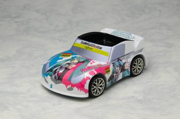 Good Smile Racing - Vocaloid - Hatsune Miku - Nendoroid (#075) - White Ver. Racing Queen (Good Smile Company) photo 4
