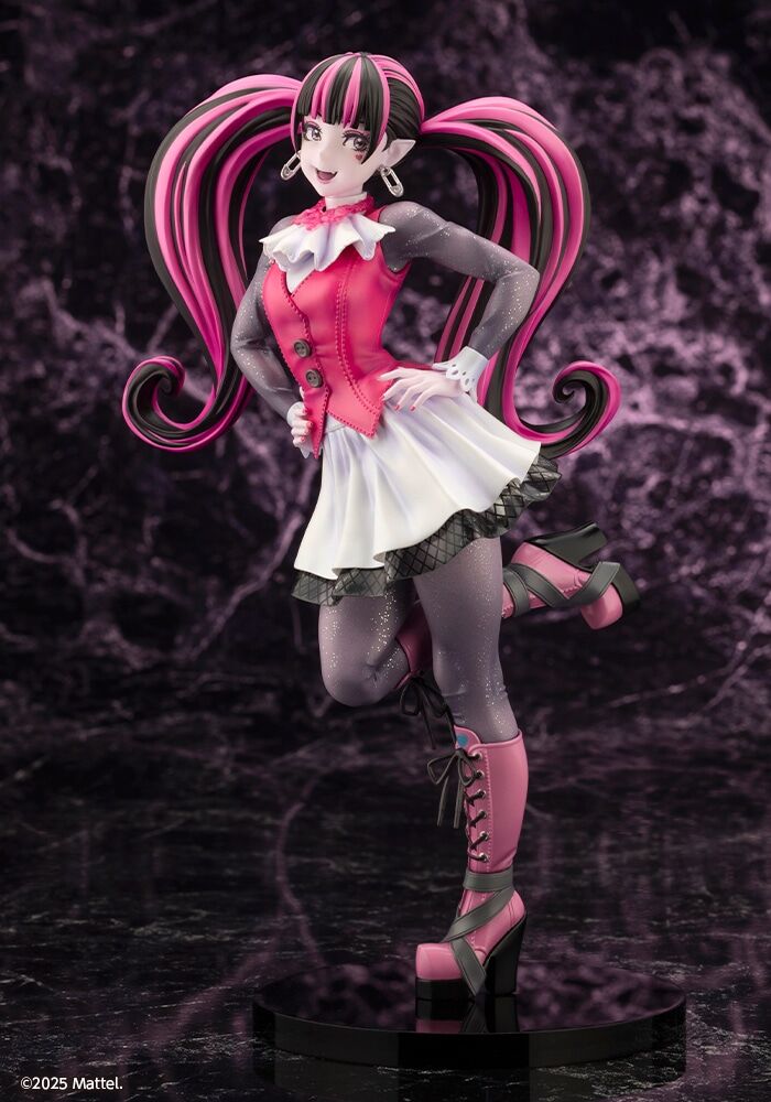 Monster High - Draculaura - Bishoujo Statue - 1/7 (Kotobukiya) photo 2