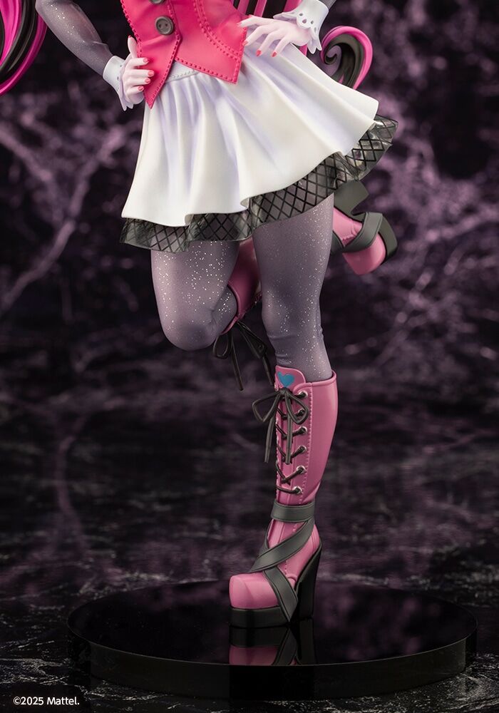 Monster High - Draculaura - Bishoujo Statue - 1/7 (Kotobukiya) photo 6