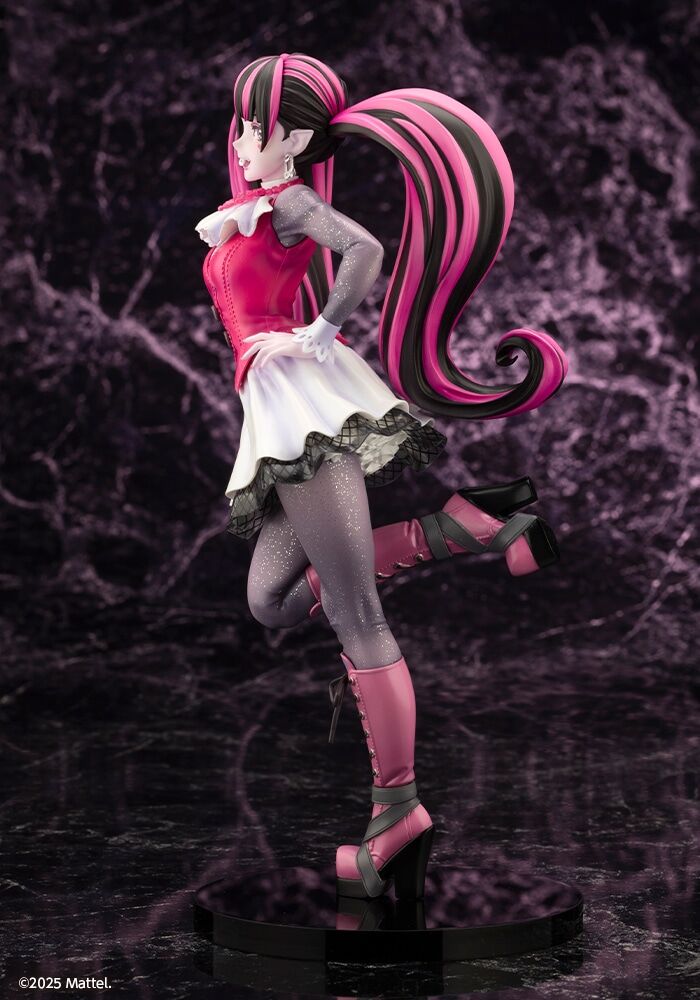 Monster High - Draculaura - Bishoujo Statue - 1/7 (Kotobukiya) photo 11
