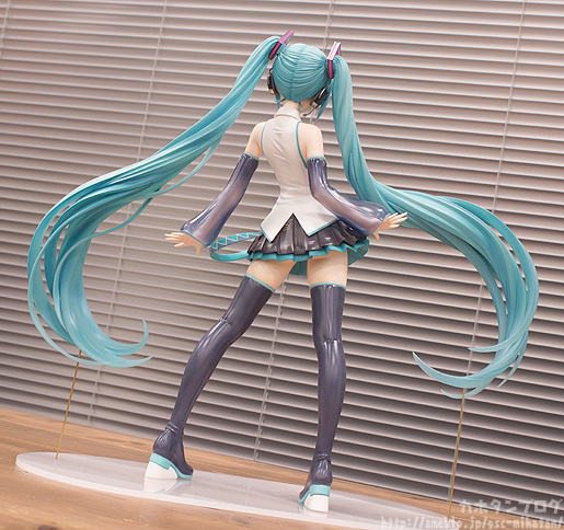Vocaloid - Hatsune Miku - B-style - 1/4 - V3 (FREEing) photo 9