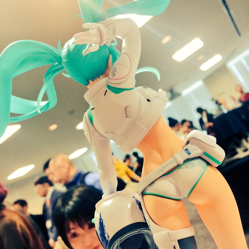 Good Smile Racing - Hatsune Miku - 1/7 - EV Mirai Ver., Racing 2014 (Max Factory) photo 4