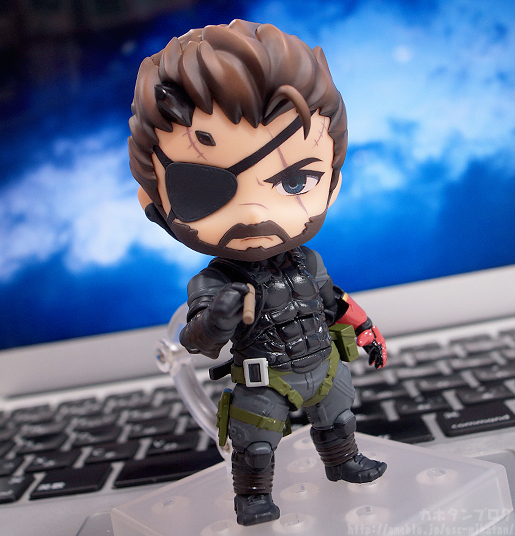 Metal Gear Solid V: The Phantom Pain - Venom Snake - Nendoroid (#565) - Sneaking Suit ver. (Good Smile Company) photo 2