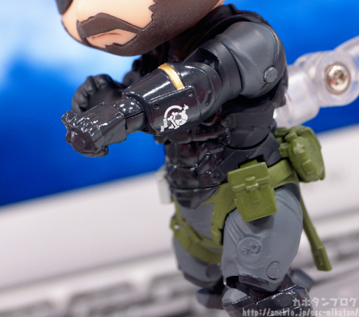 Metal Gear Solid V: The Phantom Pain - Venom Snake - Nendoroid (#565) - Sneaking Suit ver. (Good Smile Company) photo 17