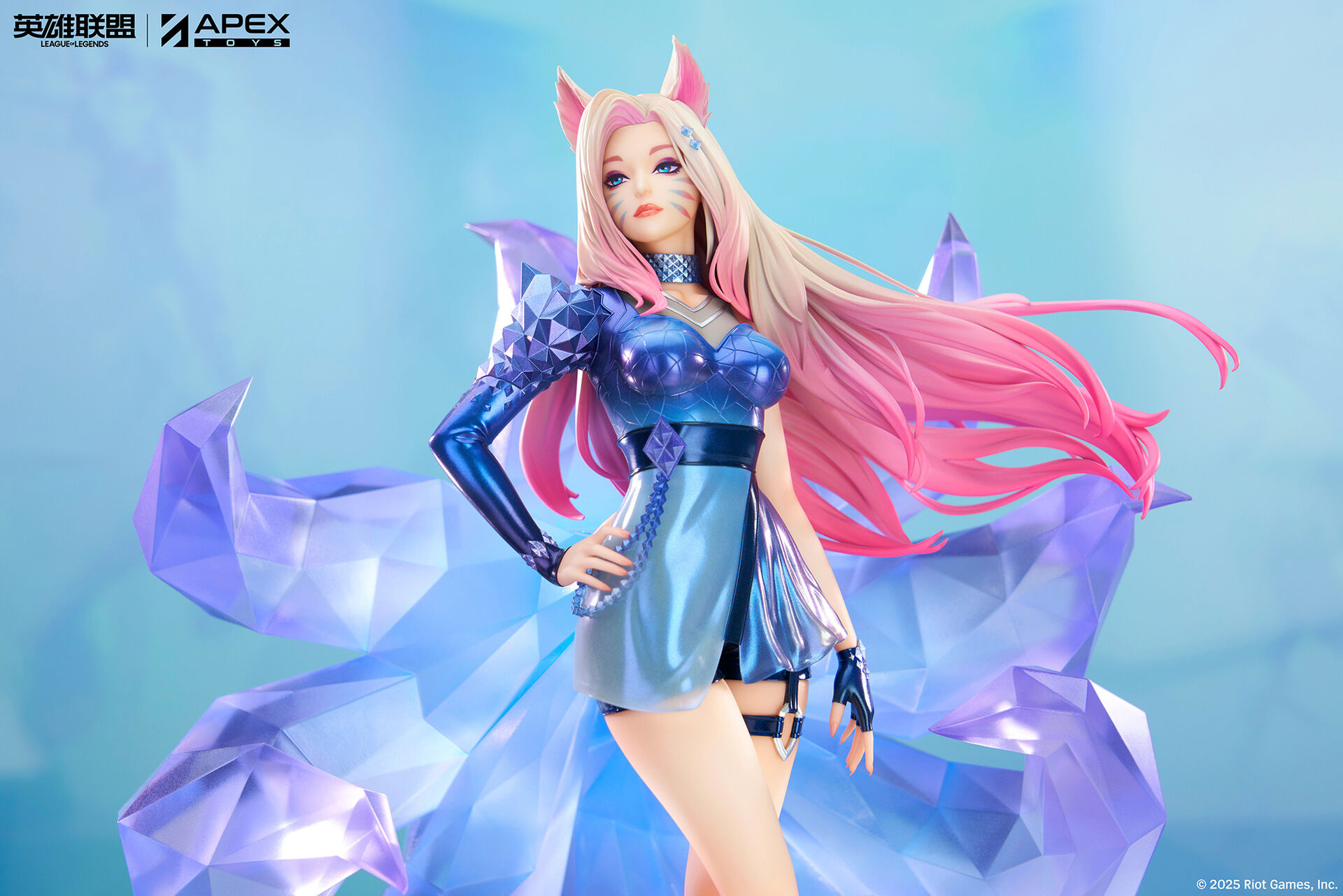 League of Legends - Ahri - 1/7 - K/DA All Out (Apex Innovation) photo 2
