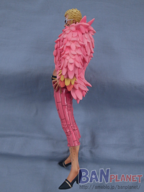 One Piece - Donquixote Doflamingo - DXF Figure - The Grandline Men - The Grandline Men: 15th Edition  (Vol. 8) - 15th Anniversary (Banpresto) photo 2
