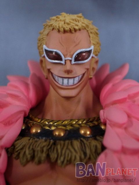 One Piece - Donquixote Doflamingo - DXF Figure - The Grandline Men - The Grandline Men: 15th Edition  (Vol. 8) - 15th Anniversary (Banpresto) photo 4