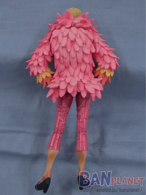 One Piece - Donquixote Doflamingo - DXF Figure - The Grandline Men - The Grandline Men: 15th Edition  (Vol. 8) - 15th Anniversary (Banpresto) photo 6