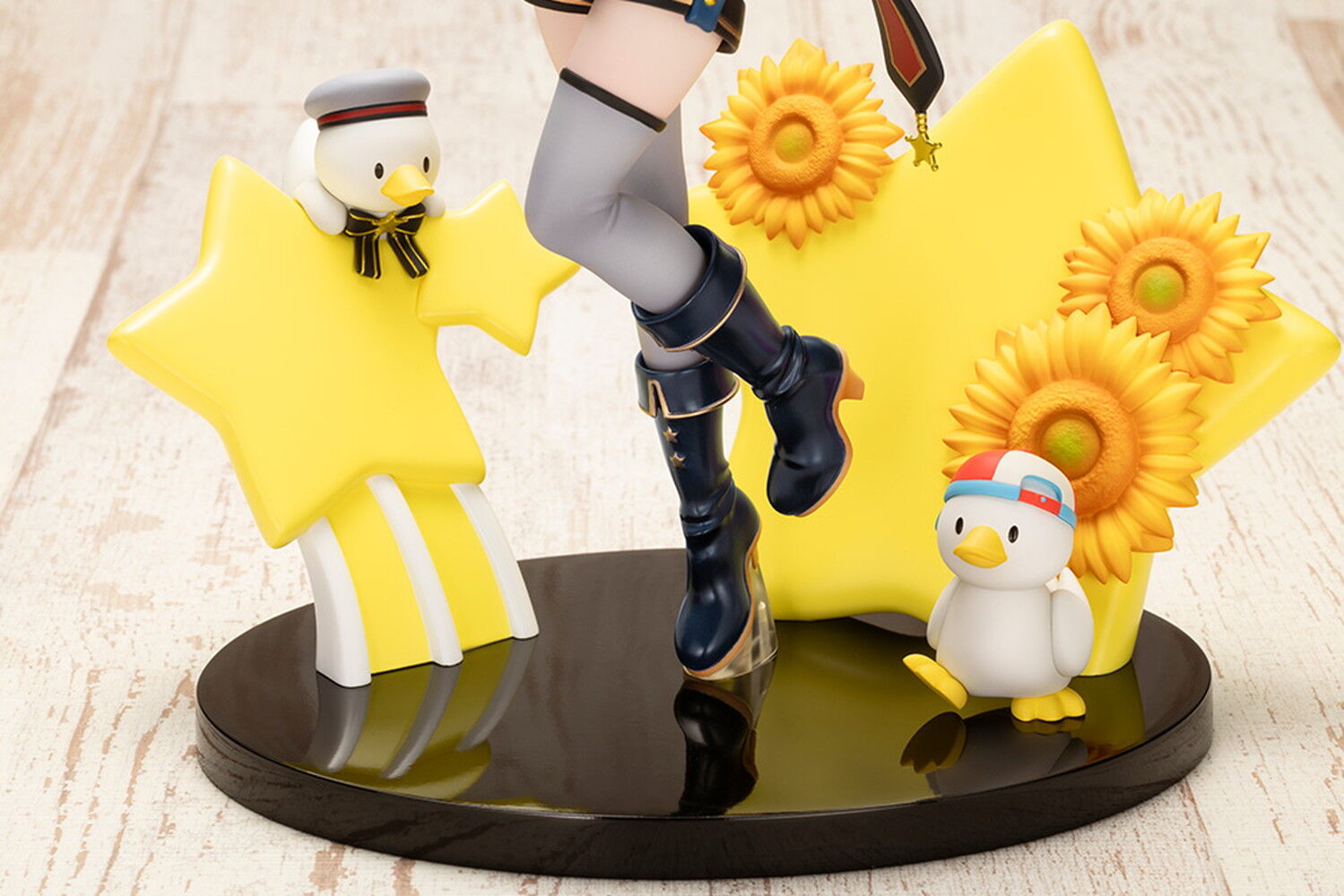 Hololive - Oozora Subaru - Subarudo Duck - 1/7 - Suspenders Ver. (Kotobukiya) photo 15