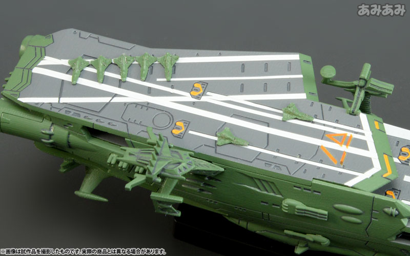 Uchuu Senkan Yamato 2199 - Cosmo Fleet Special - Guipellon Class Multiple Flight Deck Astro Carrier Balgray (MegaHouse) photo 17
