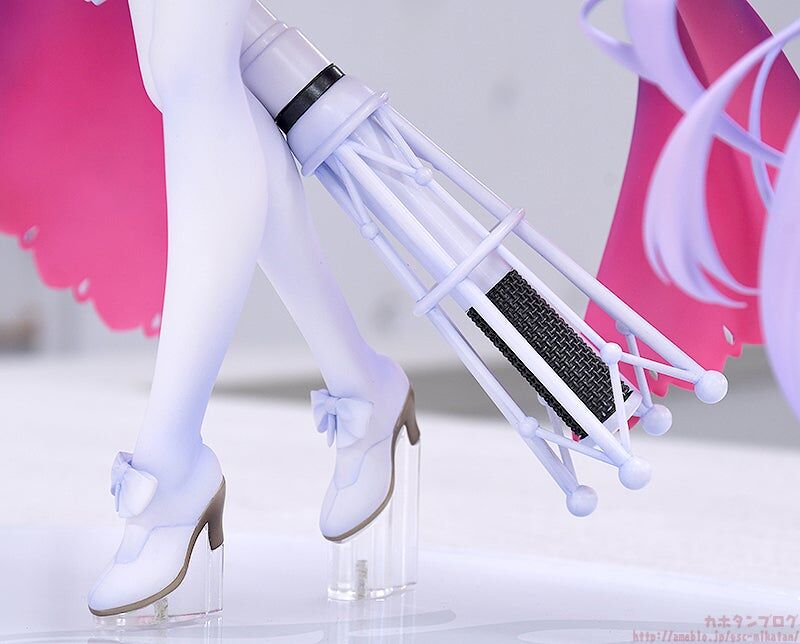 Good Smile Racing - Hatsune Miku - 1/7 - Racing 2024 Ver. (GOOD SMILE Racing) photo 13